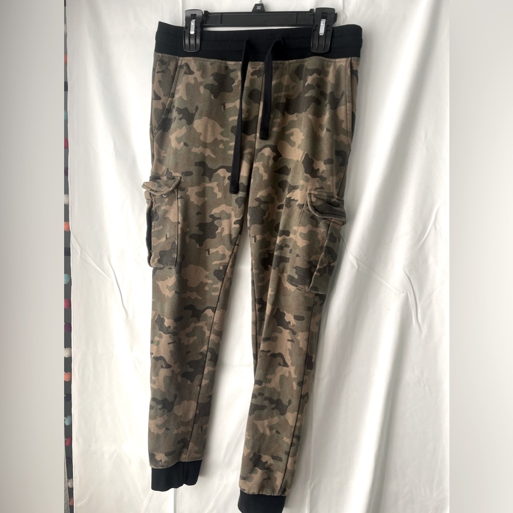 Forever 21 Camouflage Sweatpants